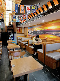 Atmosphère du Restaurant servant des nouilles udon Manpuku à Paris - n°14