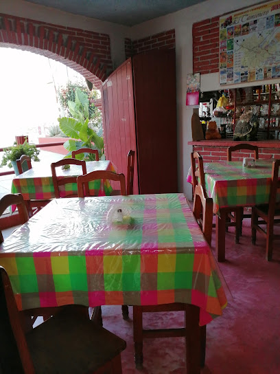 Marisqueria y restaurante EL CAMIONERO - 70805 Carretera federal Oaxaca a Puerto Angel, 70805 México, Oax., Mexico
