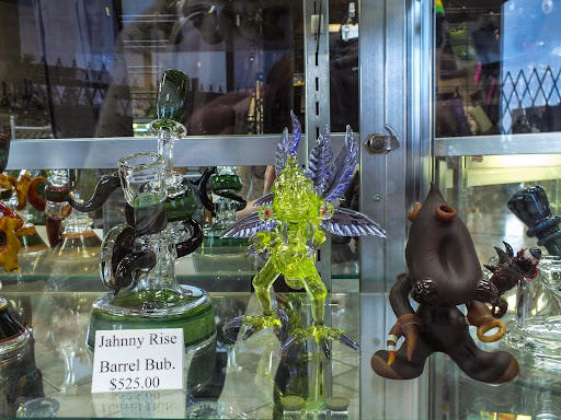 Tobacco Shop «Millenium Smoke Shop», reviews and photos, 1000 Melody Ln #100, Roseville, CA 95678, USA