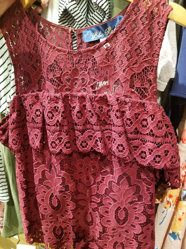 Shopping Mall «Deer Park Town Center Shopping Center», reviews and photos, 20530 N Rand Rd, Deer Park, IL 60010, USA