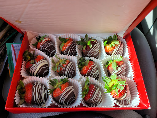 Gift Shop «Edible Arrangements», reviews and photos, 1661 E Monte Vista Ave, Vacaville, CA 95688, USA