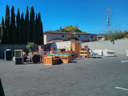 Thrift Store «Goodwill of Silicon Valley», reviews and photos, 855 E El Camino Real, Mountain View, CA 94040, USA