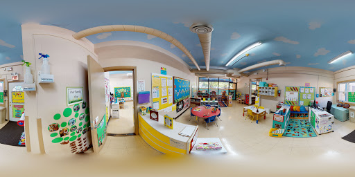 Day Care Center «Toddler Town Daycare Too», reviews and photos, 5934 W Diversey Ave, Chicago, IL 60639, USA