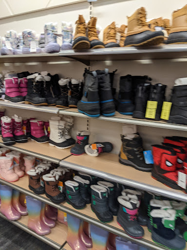 Department Store «Target», reviews and photos, 2701 Lawndale Dr, Greensboro, NC 27408, USA