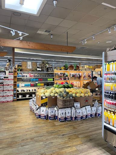Grocery Store «Woodlands Market», reviews and photos, 735 College Ave, Kentfield, CA 94904, USA