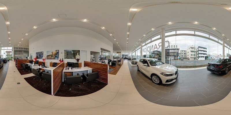 Nicole BMW 青葉宮前支店