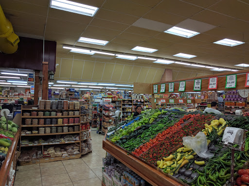 Grocery Store «World Fresh Market», reviews and photos, 2434 W Devon Ave, Chicago, IL 60659, USA