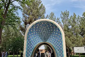 Mausoleum of Kamal-ol-Molk image