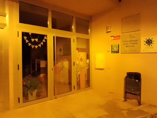 Escola Pública Montsant Zer Montsant, Institución educativa pública en La Bisbal de Falset,Tarragona