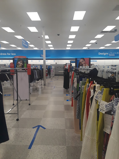 Clothing Store «Ross Dress for Less», reviews and photos, 1101 5th Ave, Hammond, IN 46320, USA