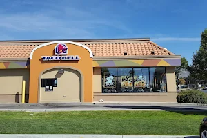 Taco Bell image