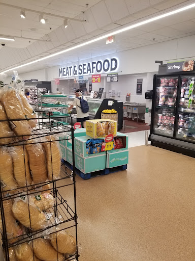 Supermarket «Super Stop & Shop», reviews and photos, 164 Main St, Saugus, MA 01906, USA