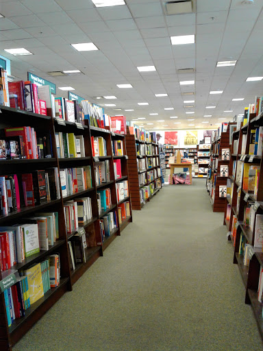 Book Store «Barnes & Noble», reviews and photos, 3111 W Chandler Blvd, Chandler, AZ 85226, USA