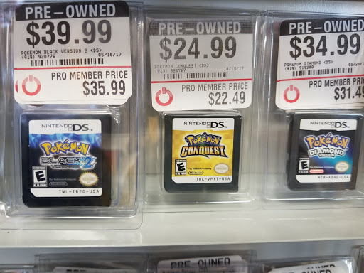 Video Game Store «GameStop», reviews and photos, 1605 W Dorothy Ln, Kettering, OH 45439, USA