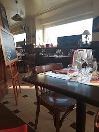 Atmosphère du Restaurant français La Cale - Maître Restaurateur de France à Dieppe - n°5