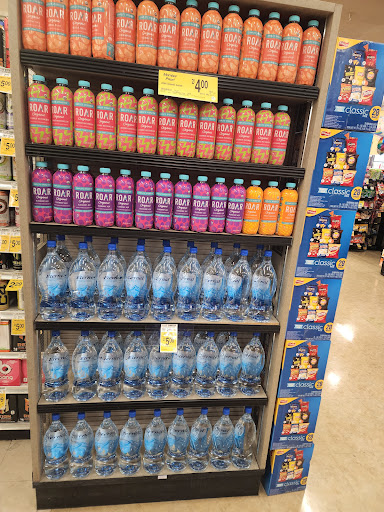 Grocery Store «Safeway», reviews and photos, 1235 Stratford Ave, Dixon, CA 95620, USA