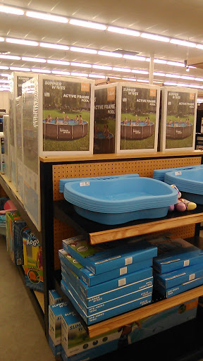 Discount Store «Big Lots», reviews and photos, 888 Green Blvd, Aurora, IN 47001, USA