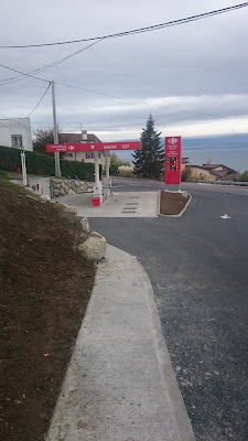 Station-service Carrefour Market à Évian-les-Bains