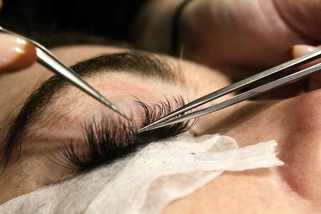 Lashed by Alex Lee 28401