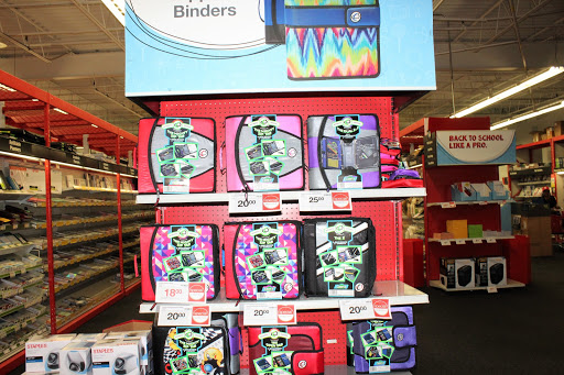 Office Supply Store «Staples», reviews and photos, 14497 Potomac Mills Rd, Woodbridge, VA 22192, USA