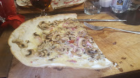 Tarte flambée du Restaurant français Le Thomasien à Strasbourg - n°16