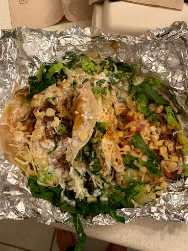 Mexican Restaurant «Chipotle Mexican Grill», reviews and photos, 5097 Dressler Rd NW, Canton, OH 44718, USA