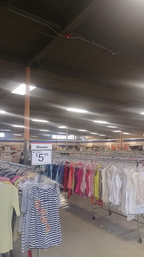 Thrift Store «Goodwill of North Georgia: Northside Drive Store and Donation Center», reviews and photos