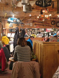 Atmosphère du Bar Restaurant La Falaise à Morzine - n°13
