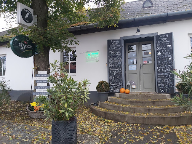 Papagáj Presszó - Kocsma