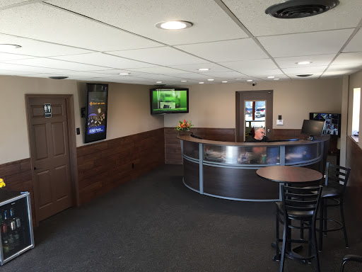 Auto Repair Shop «Sparks Tire & Auto», reviews and photos, 1665 Scherer Pkwy, St Charles, MO 63303, USA