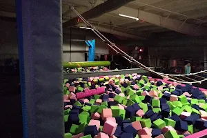 Whippersnaps Trampoline Park image