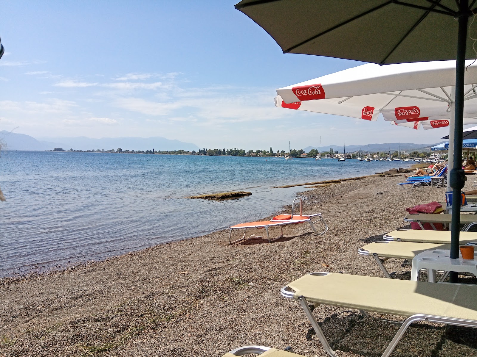Fotografie cu Rachon beach cu o linie de coastă spațioasă