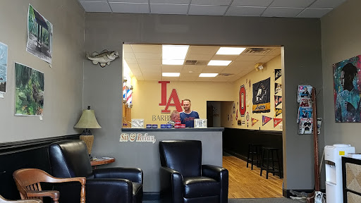 Barber Shop «LA Barbershop», reviews and photos, 2383 S Main St, Akron, OH 44319, USA