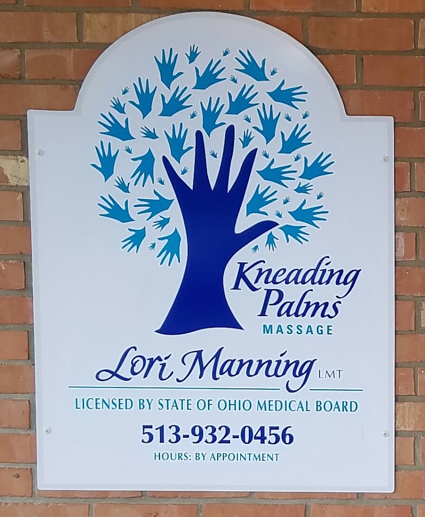 Kneading Palms Massage 45036