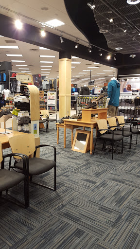Sporting Goods Store «SCHEELS», reviews and photos, 2800 S Columbia Rd, Grand Forks, ND 58201, USA