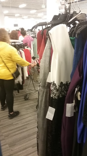 Department Store «Nordstrom Rack The Greene», reviews and photos, 33 Greene Blvd, Beavercreek, OH 45440, USA