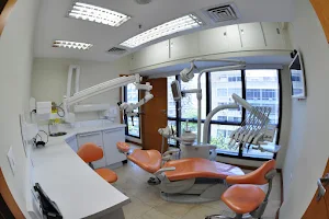 Clínica Helio Fernandes Odontologia image