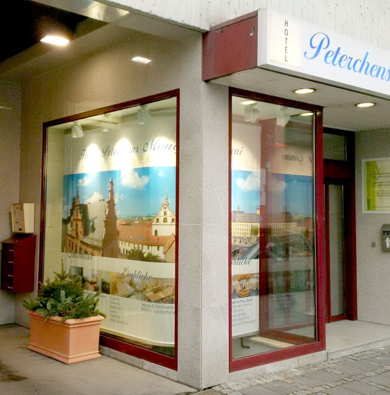 Hotel Peterchens Mondfahrt
