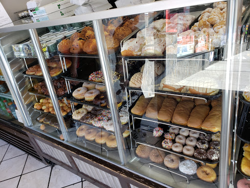 Donut Shop «Yum Yum Donuts», reviews and photos, 12201 Venice Blvd, Los Angeles, CA 90066, USA