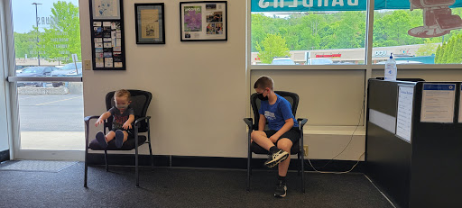 Barber Shop «Colonial Barber Shop», reviews and photos, 211 N Main St, Andover, MA 01810, USA