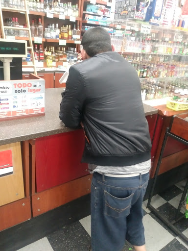 Liquor Store «Mesa Liquor», reviews and photos, 1930 E Broadway Rd, Mesa, AZ 85204, USA