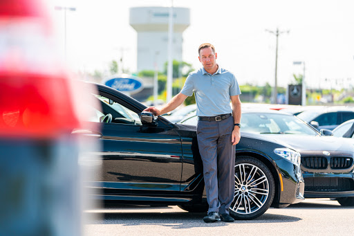 Used Car Dealer «Auto Source Inc», reviews and photos, 13500 Wayzata Blvd, Minnetonka, MN 55305, USA