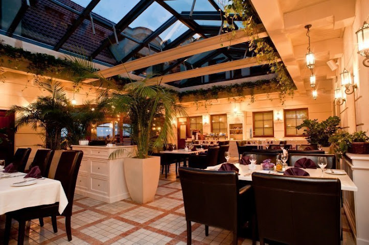 HOTEL TUMSKI by null