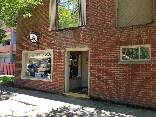 Corvallis Bicycle Collective, 707 NW 11th St, Corvallis, OR 97330, USA, 