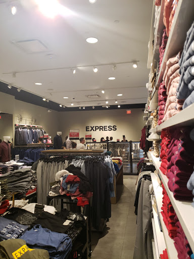 Outlet Store «Express Factory Outlet», reviews and photos, 4951 International Dr, Orlando, FL 32819, USA