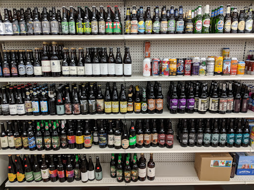 Shopping Mall «Stadium Plaza Shopping Center», reviews and photos, 10 Main St, Tewksbury, MA 01876, USA