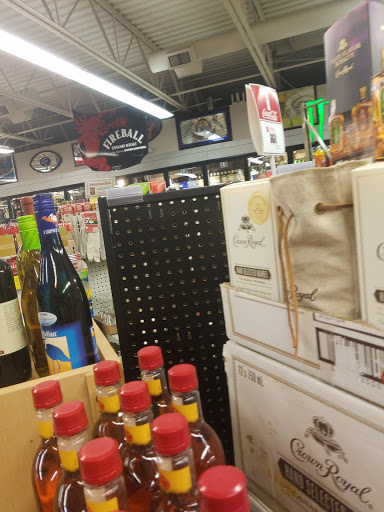 Liquor Store «Ideal Party Store», reviews and photos, 401 Salzburg Ave, Bay City, MI 48706, USA