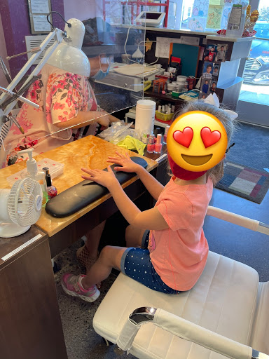 Nail Salon «Maxx Spa and Nails», reviews and photos, 4111 Dean Lakes Blvd, Shakopee, MN 55379, USA