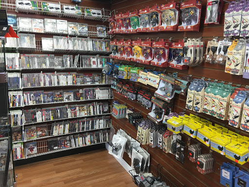 Video Game Store «Play And Talk Retro Video Games Iphone Repair», reviews and photos, 4693 Airport Blvd #130, Mobile, AL 36608, USA