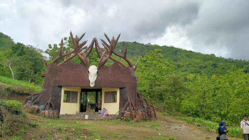 Taman Buru Ko'mara